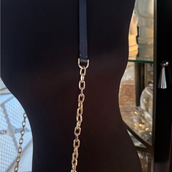 Kate Spade Robyn Medium Leather/Straw Crossbody - Picture 11 of 12